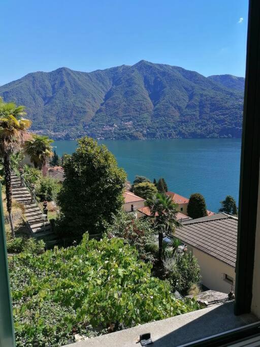 Simo House/ Stunning View/ Balcony Apartment