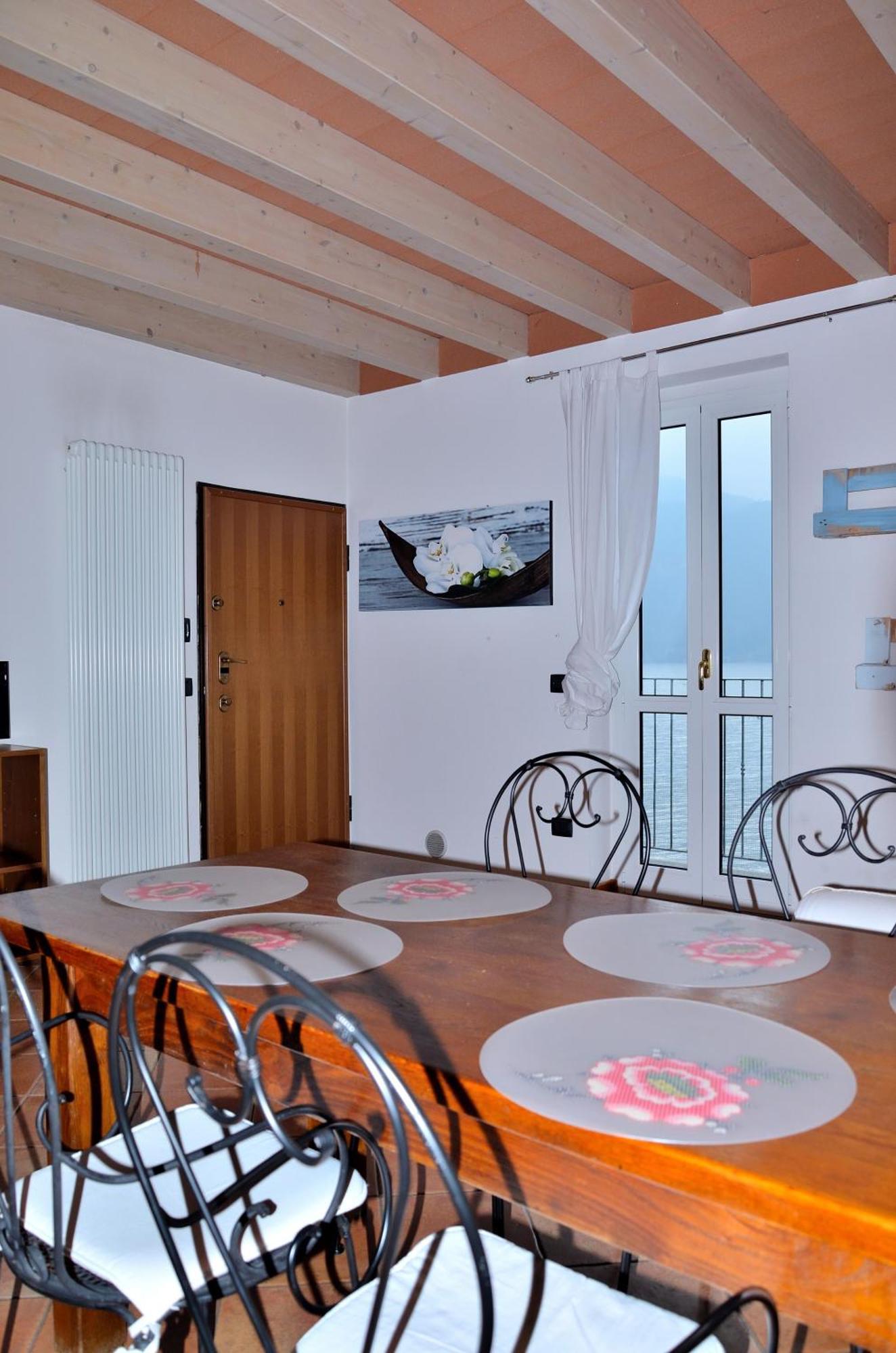White Garden - With Access To The Lake Apartment