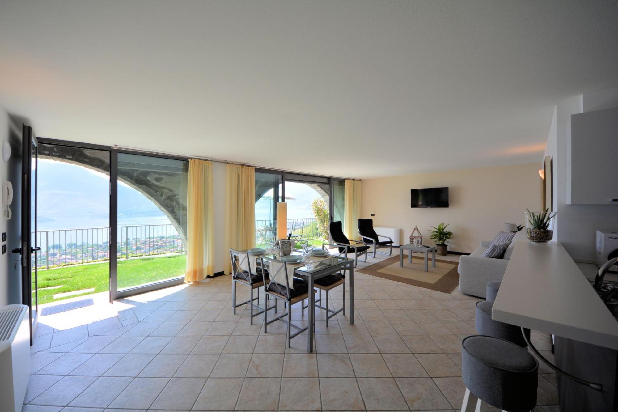 Larianella,tra Pace E Relax! Vercana