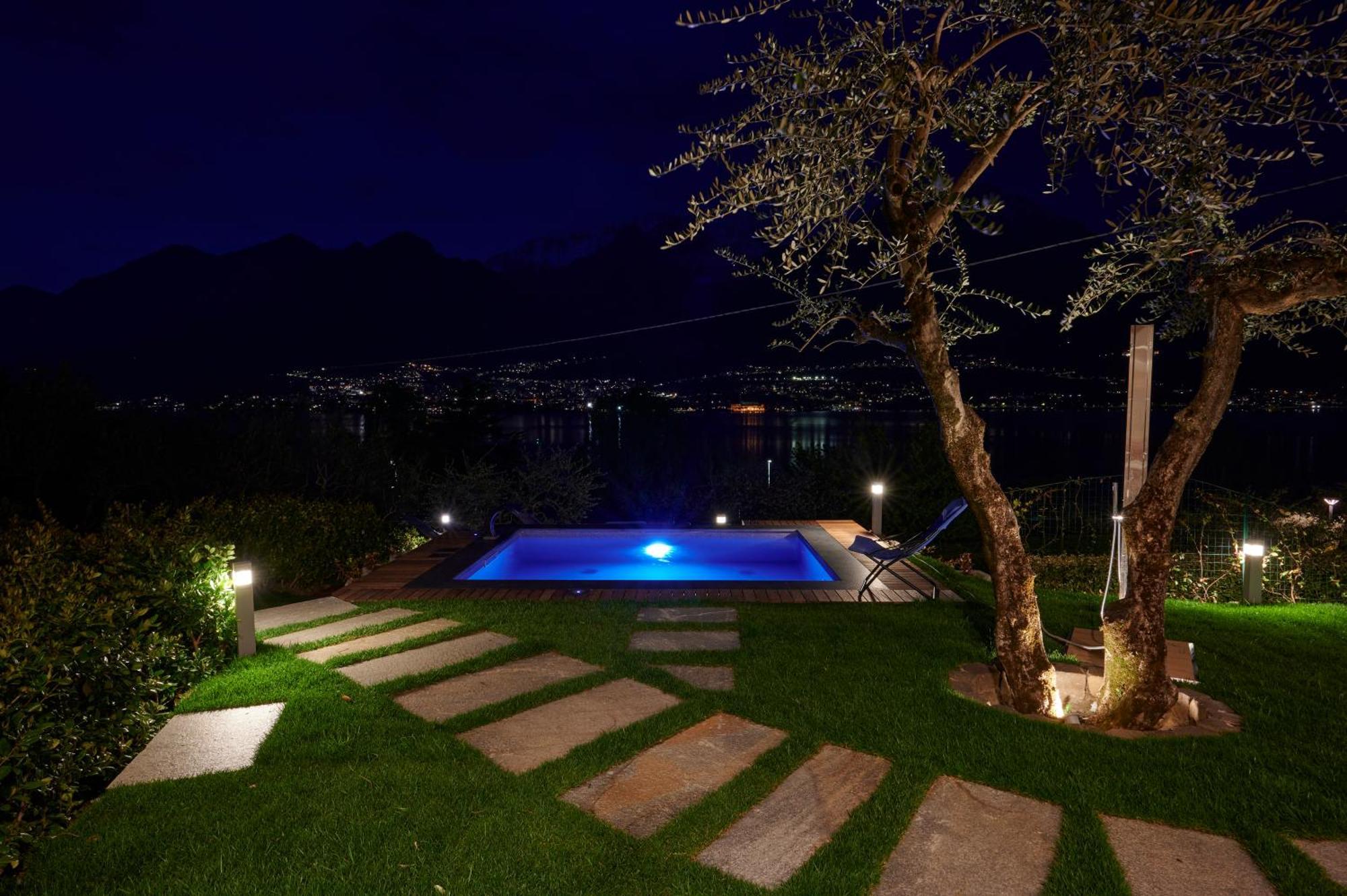 Vittoria With Private Heated Pool & Shared Sauna - Bellagio Village Villa
