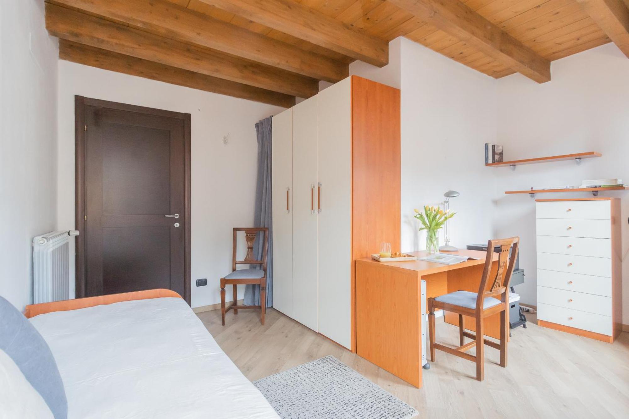 Luini 7 By Rent Como