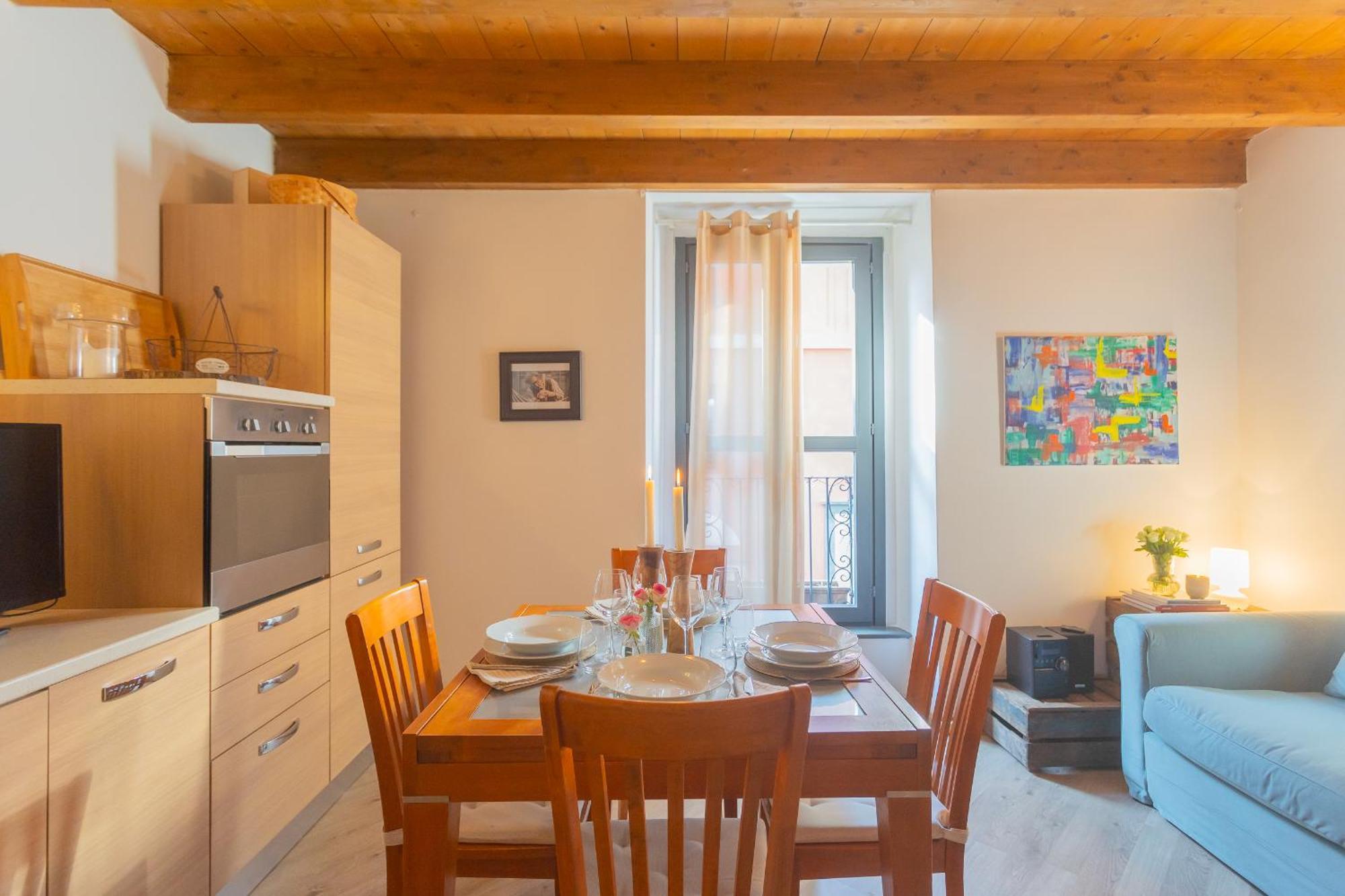 Luini 7 By Rent Apartment