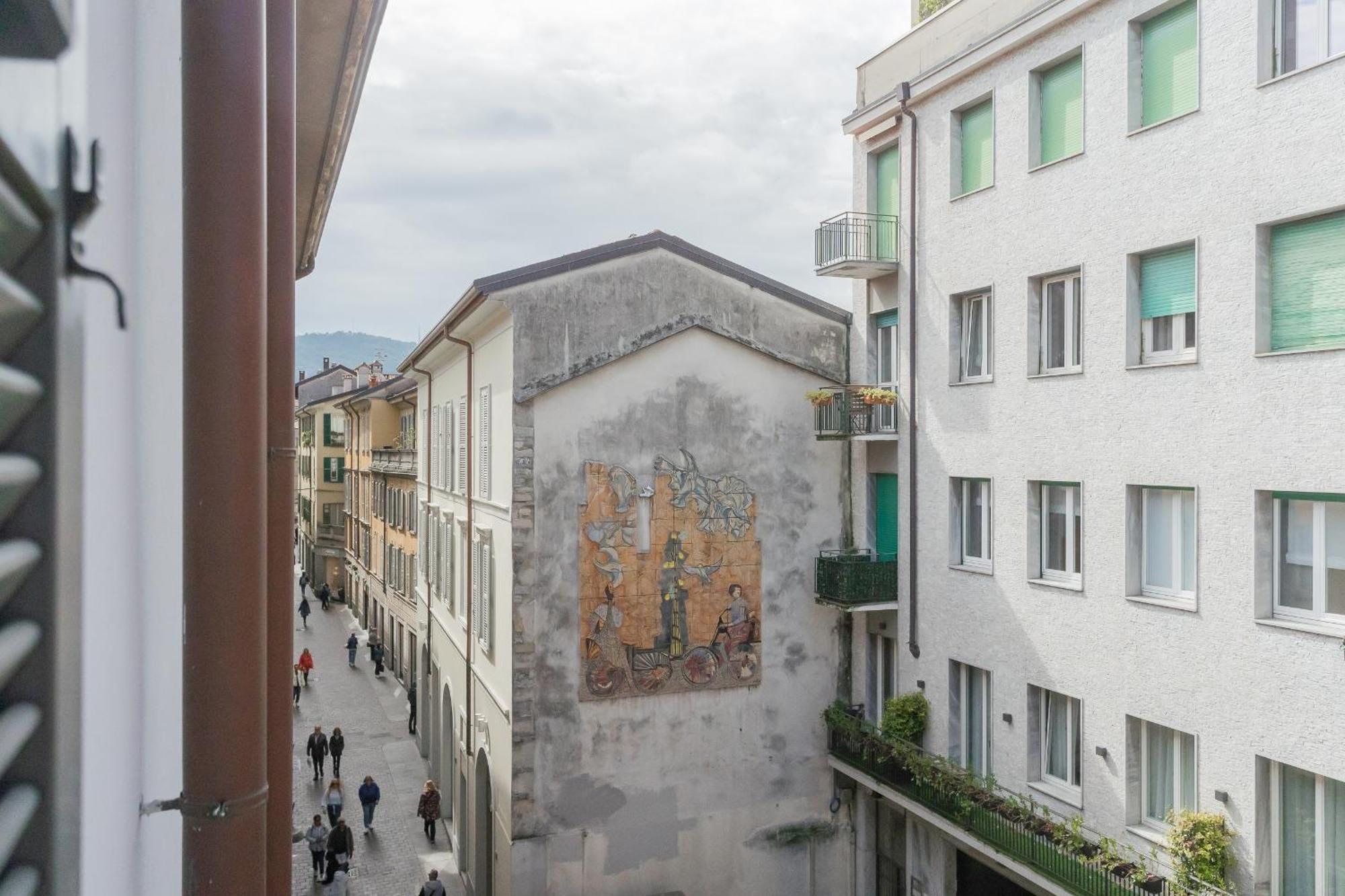 Luini 7 By Rent