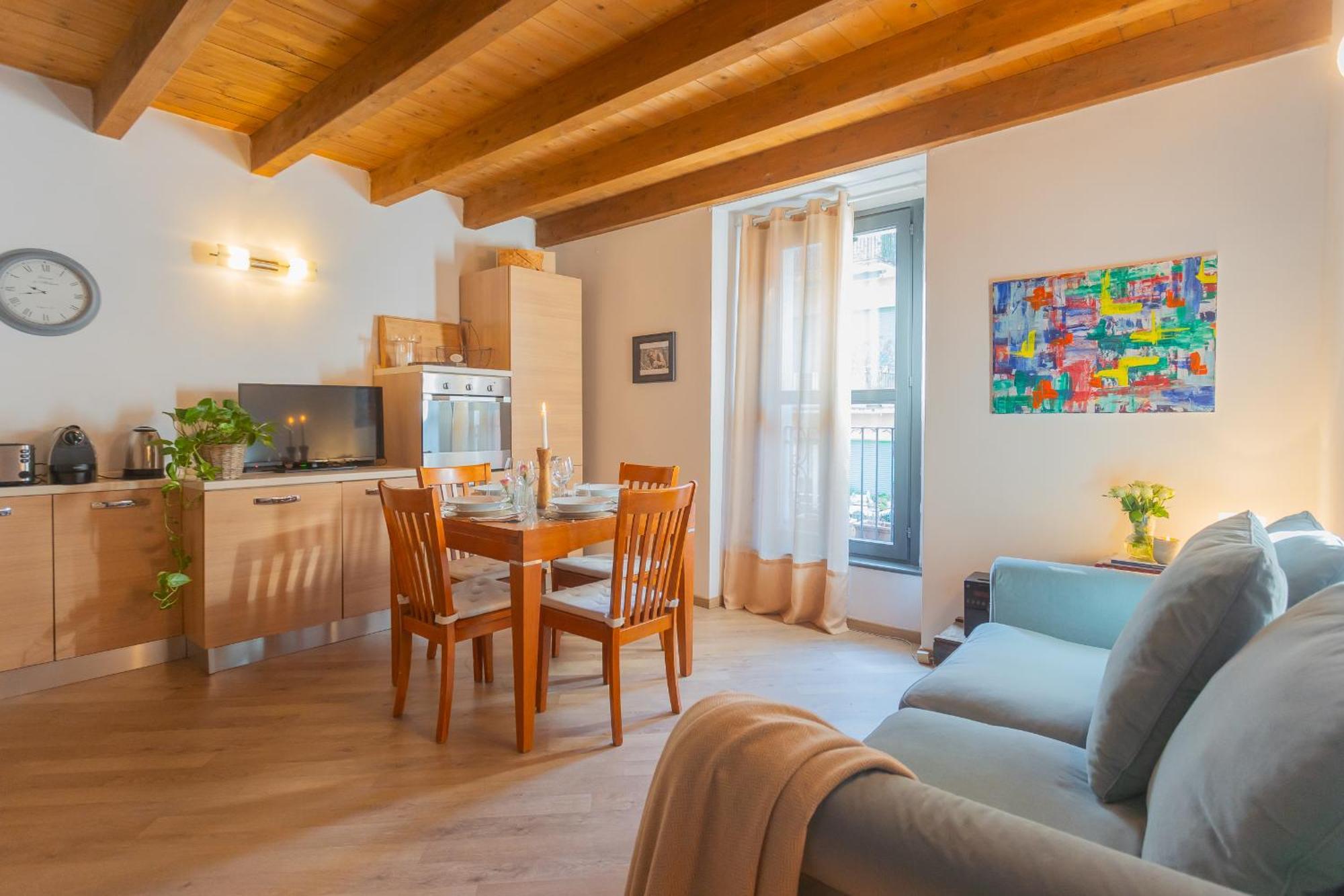 Luini 7 By Rent Apartment