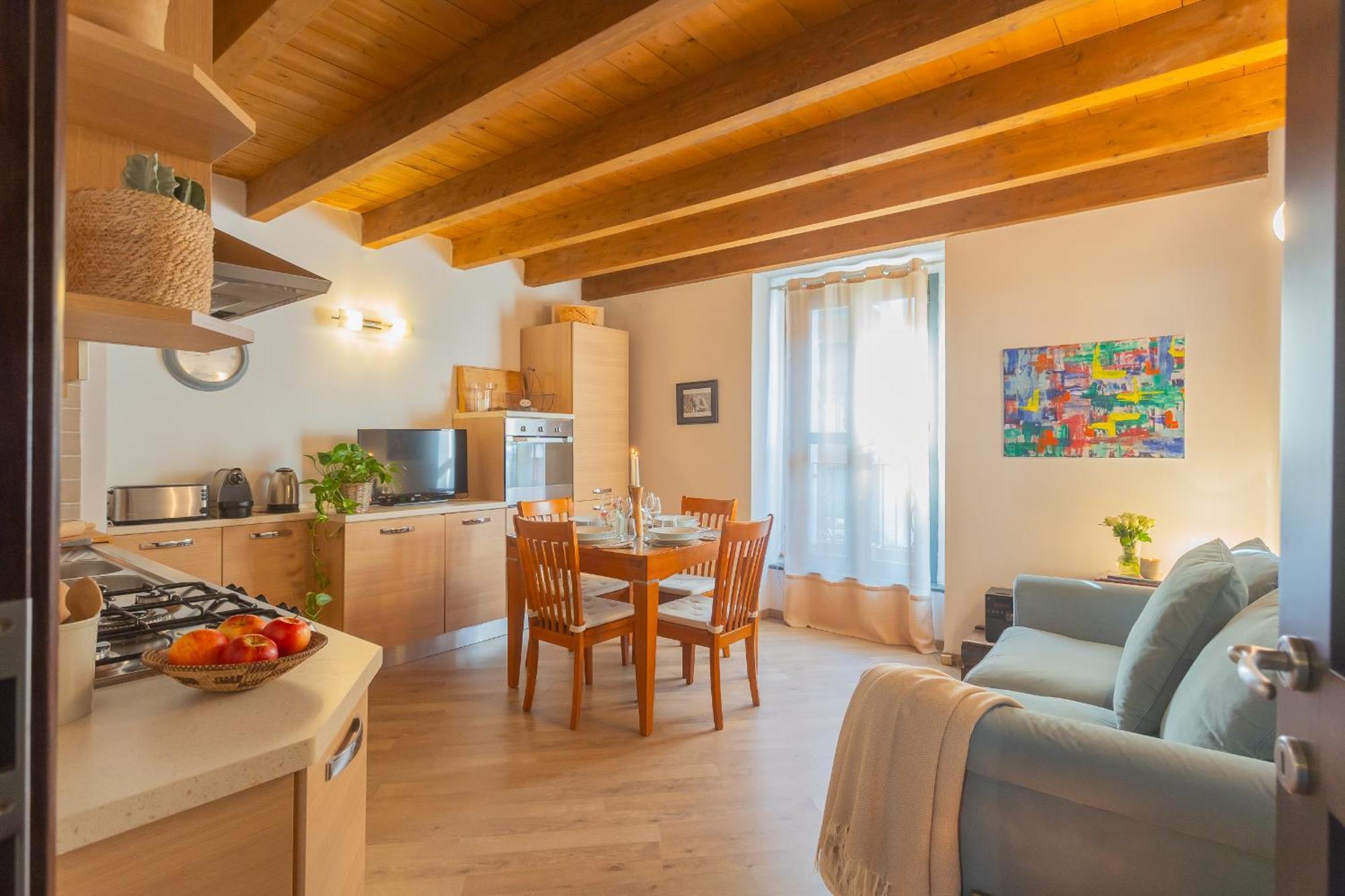 Apartment Luini 7 By Rent Como
