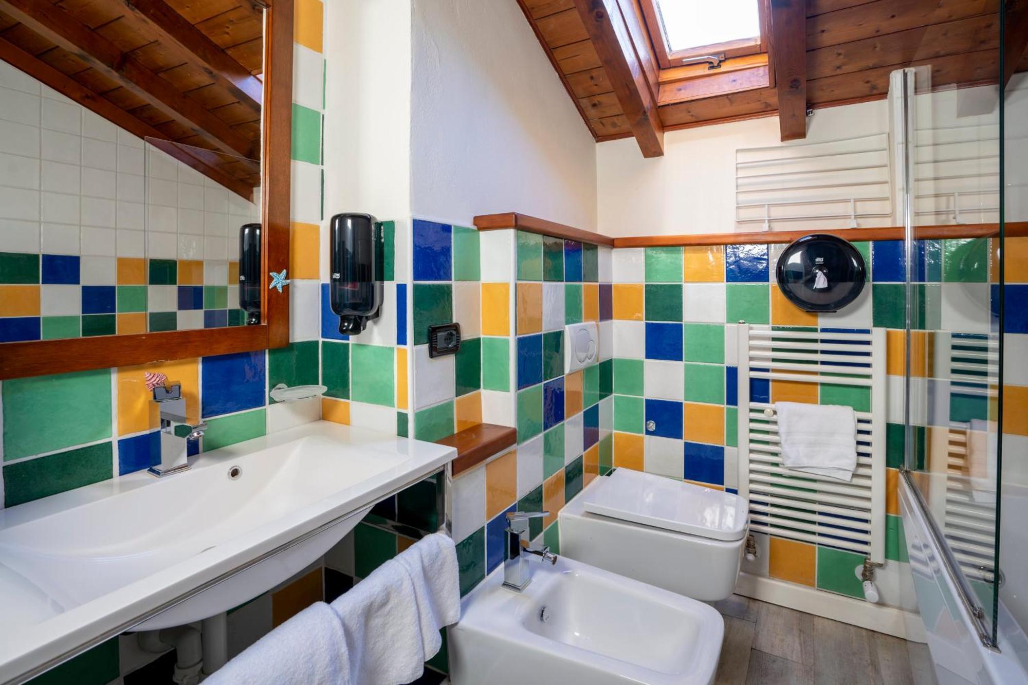 Alberti Hotel *