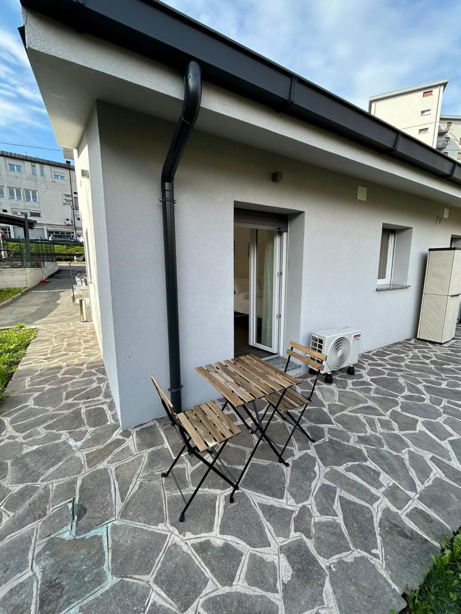 Guest house Lake Home Apartments