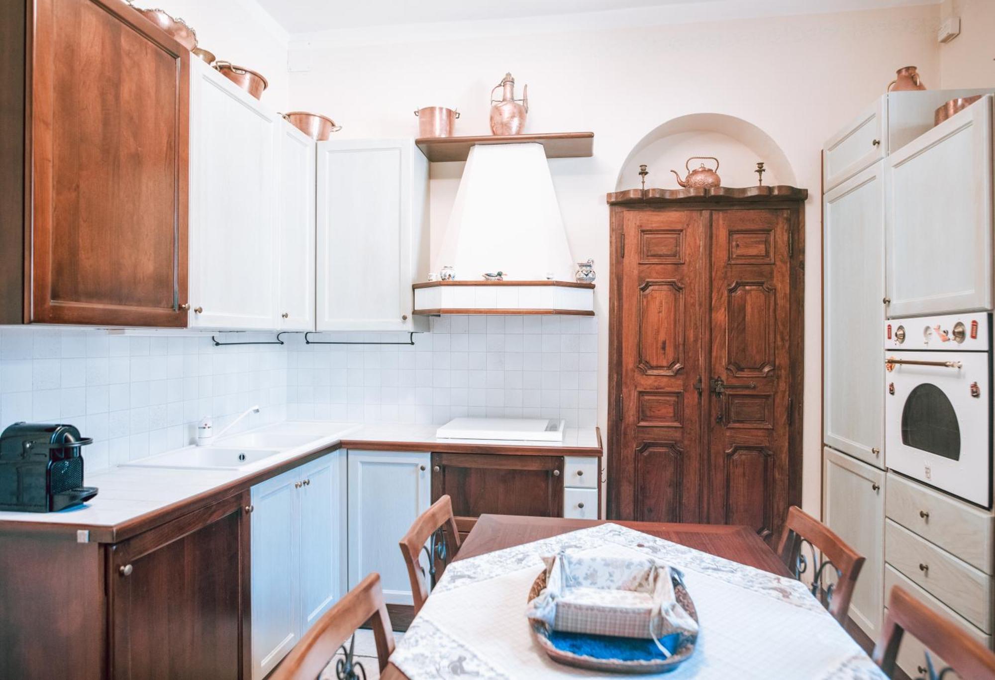 Authentic Italian Casa vacanze Cadenabbia