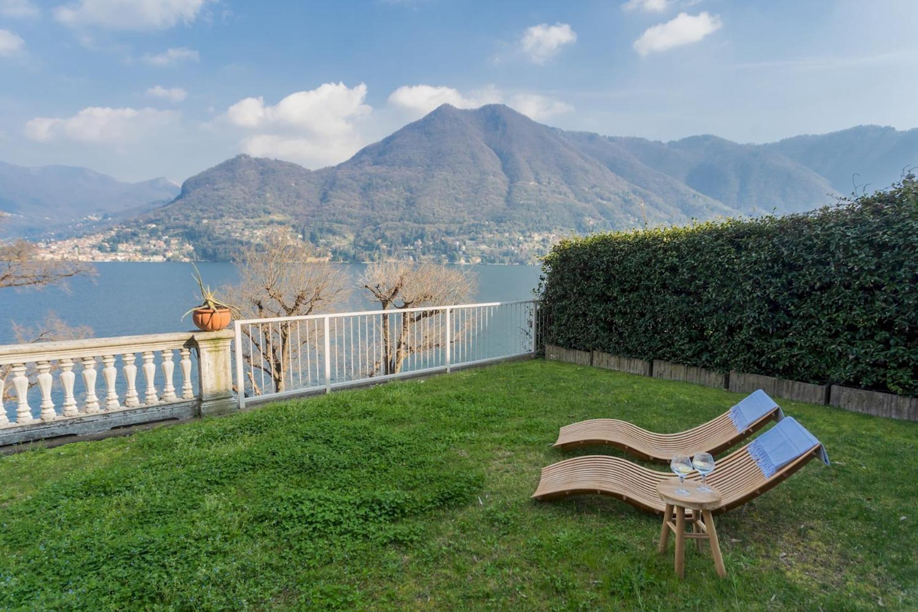 Apartment Besana 9 On The - Private Garden & Parking By Rent Moltrasio