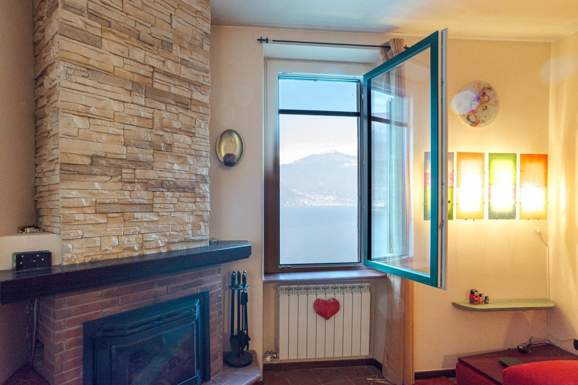 Cozy Lake View With Pool And Park! Nesso