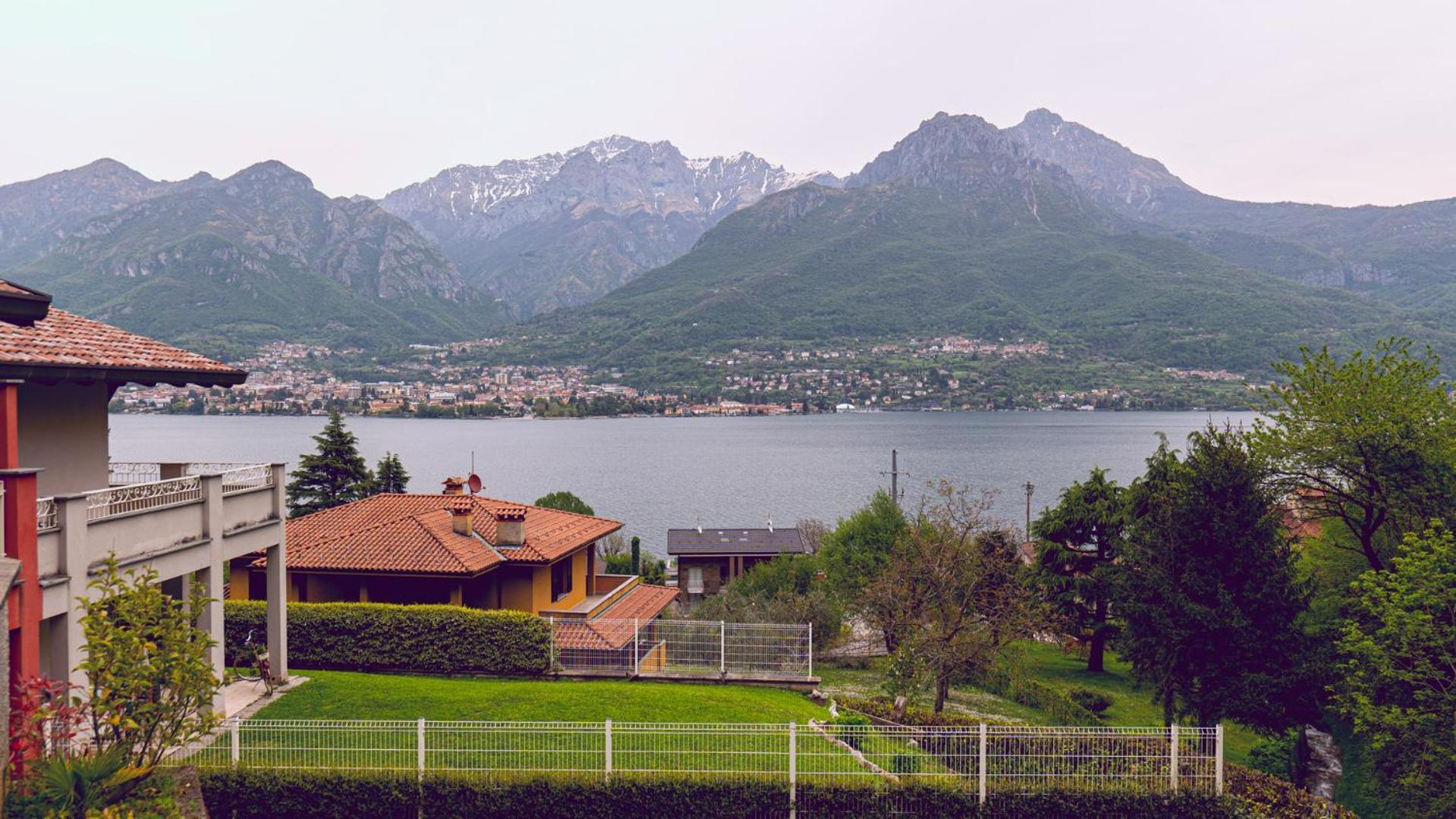 A Due Passi Da Bellagio Lake View House With Garden