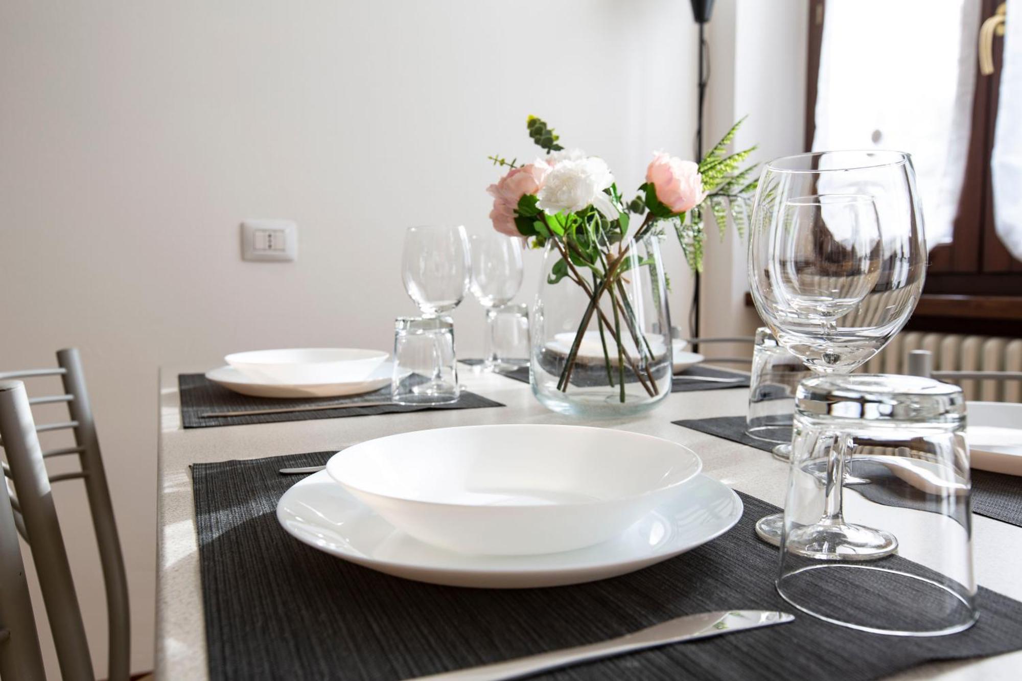 Apartment - Lakeside Bliss Mandello del Lario