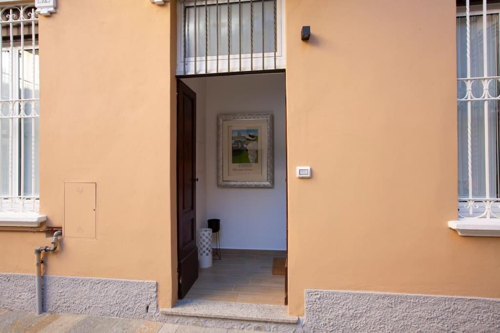 Apartment -art Gallery- Luxury Boutique In Center Of *
