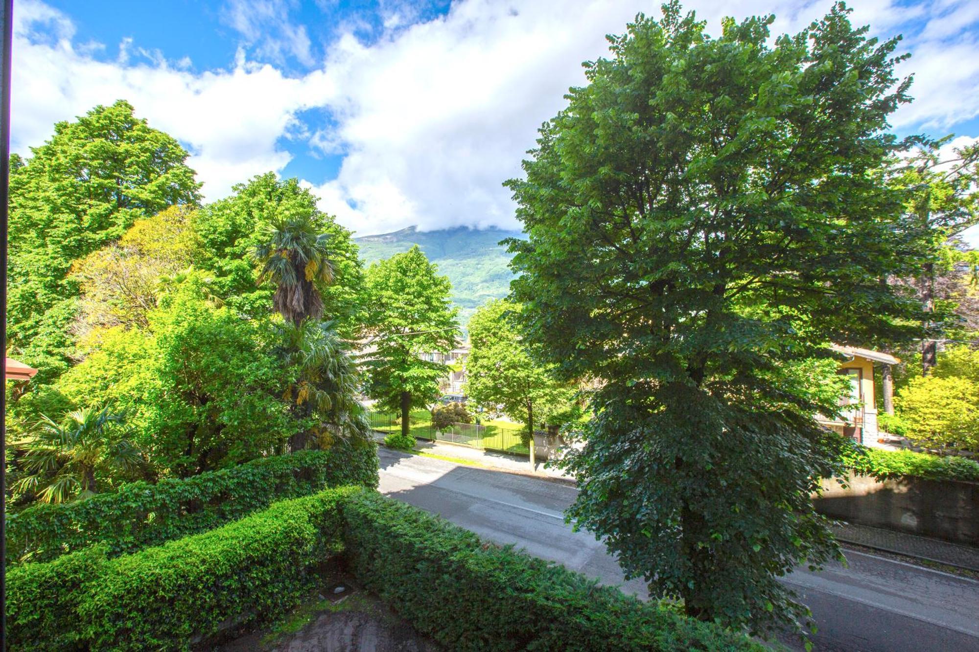2 Apartment Dervio