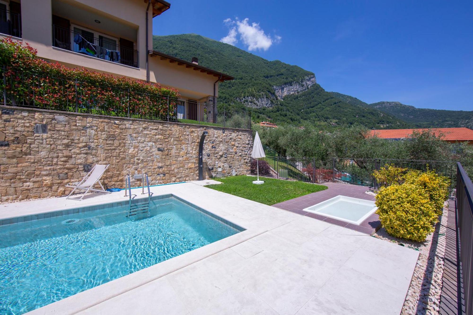 Como Lake Modern Apartament Ulivi * Mezzegra