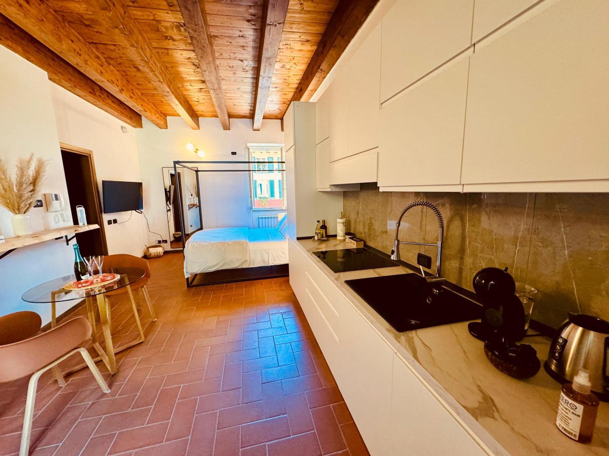 Slim Apartment#20 - *