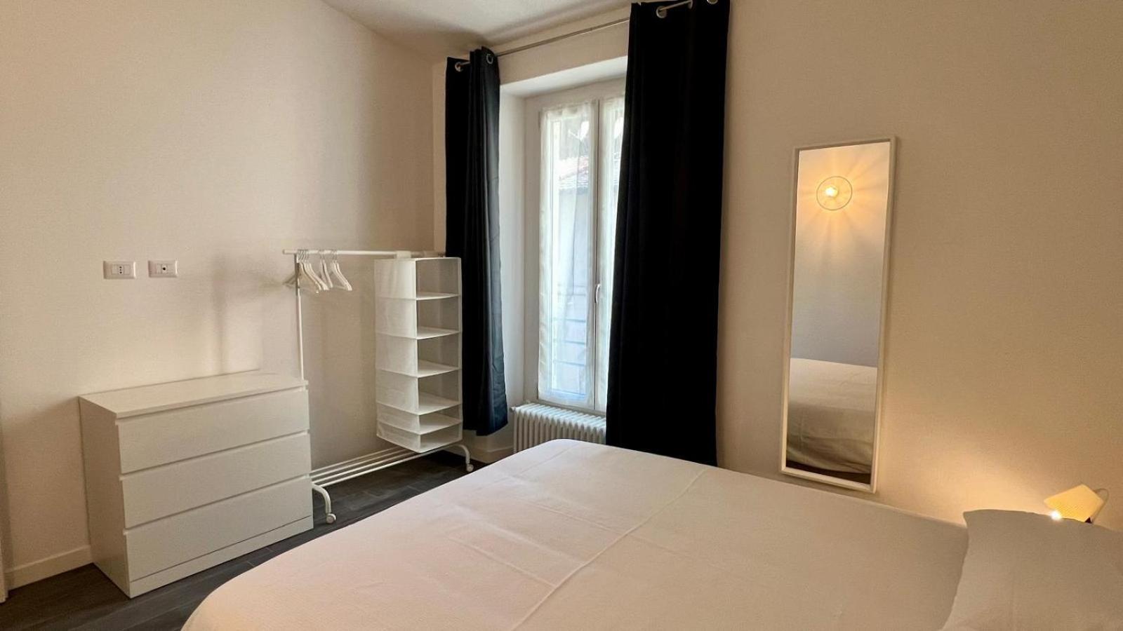 Meschihouse - Liberty 25 *