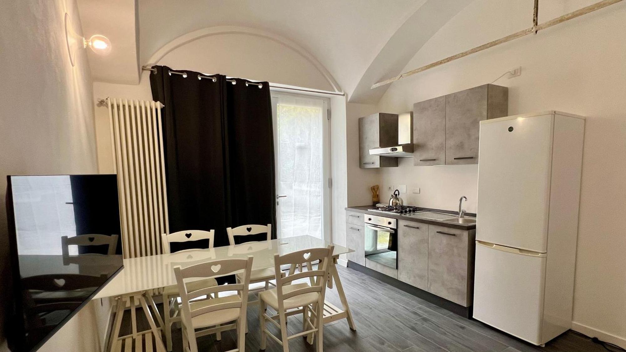 Meschihouse - Liberty 25 Apartment Lecco