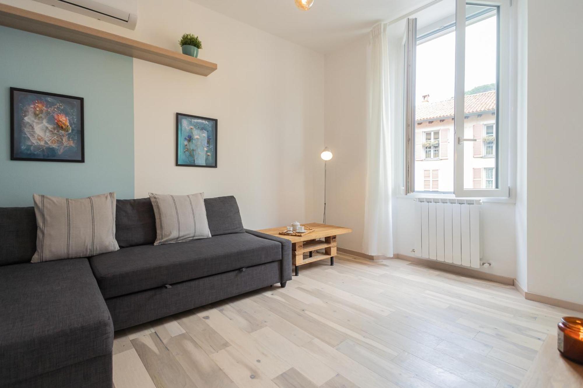 Old Court Hideaway By Rent * Como