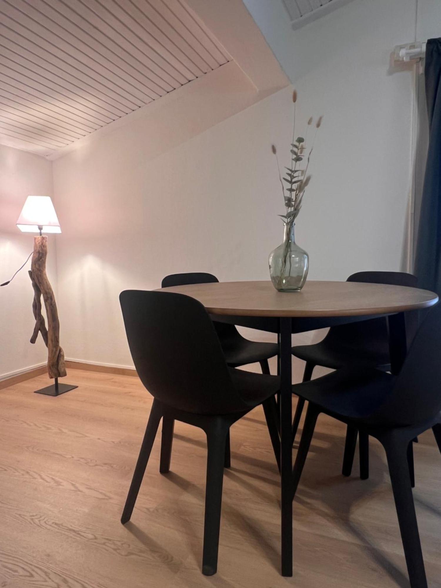 Lake It Easy - Little Attic Mandello del Lario