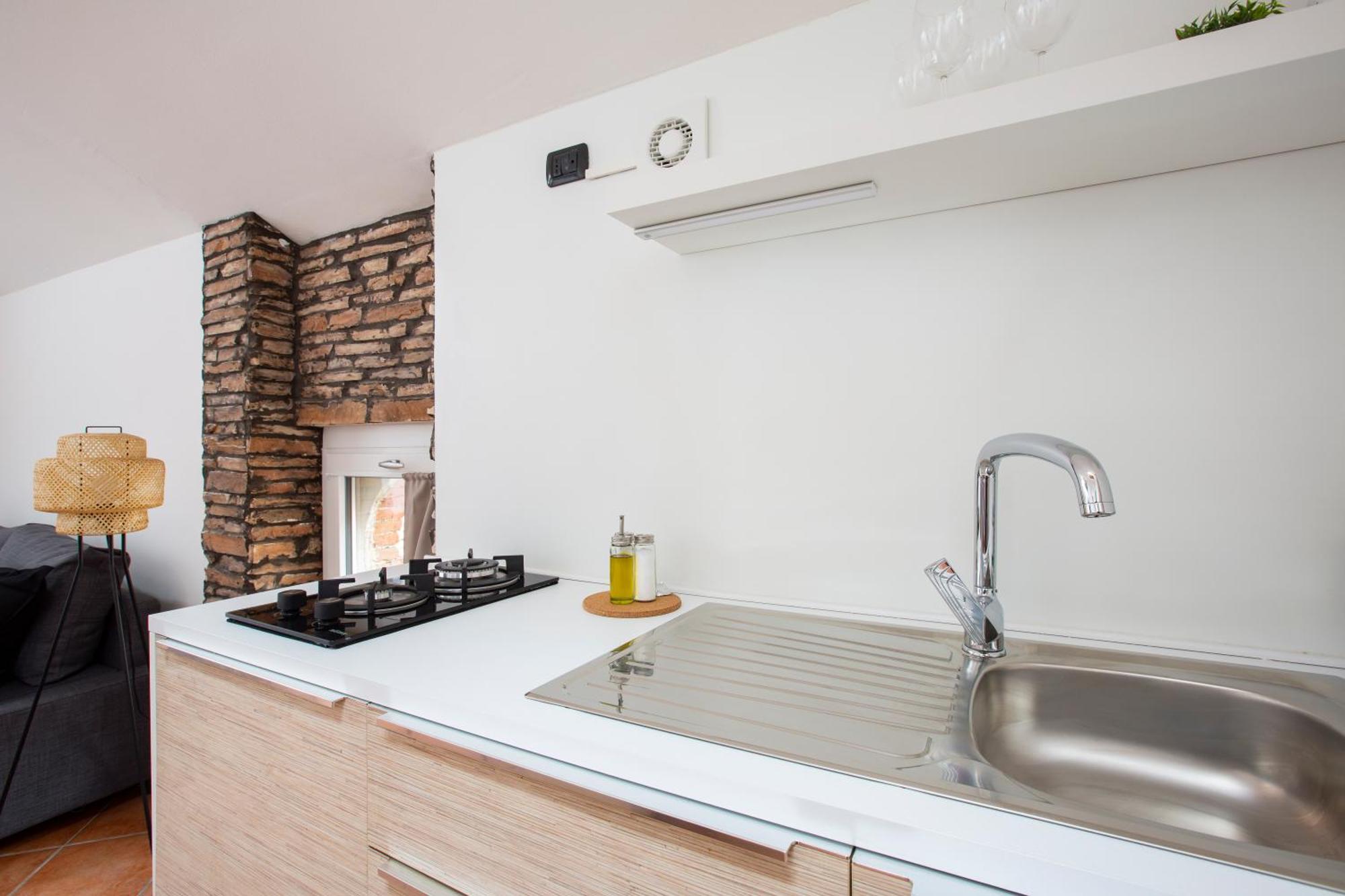 Apartment Modern & Minimalist Flat -4people- Fully Equipped Como