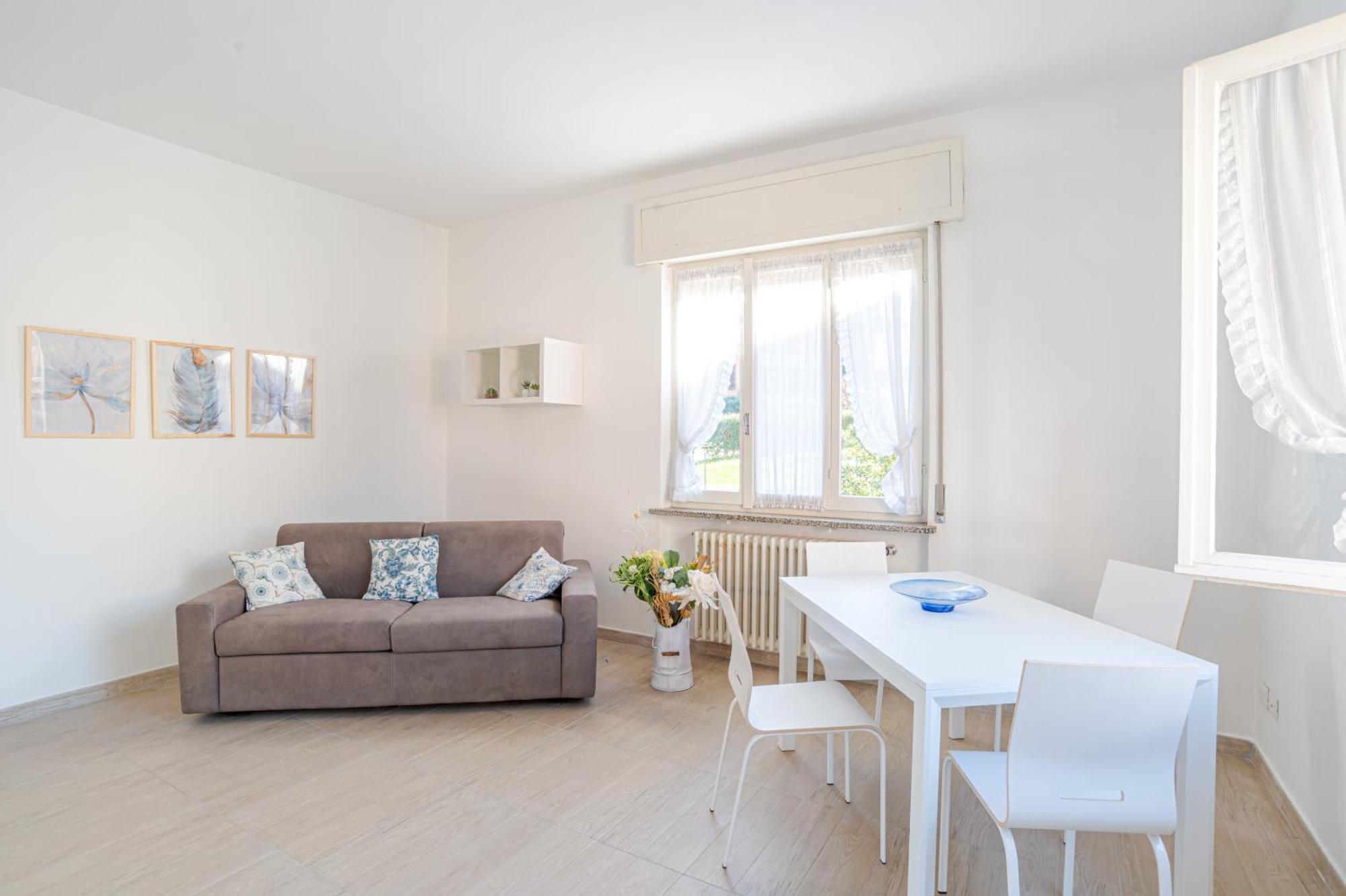 Apartment Cosy With 2 Balconies In *