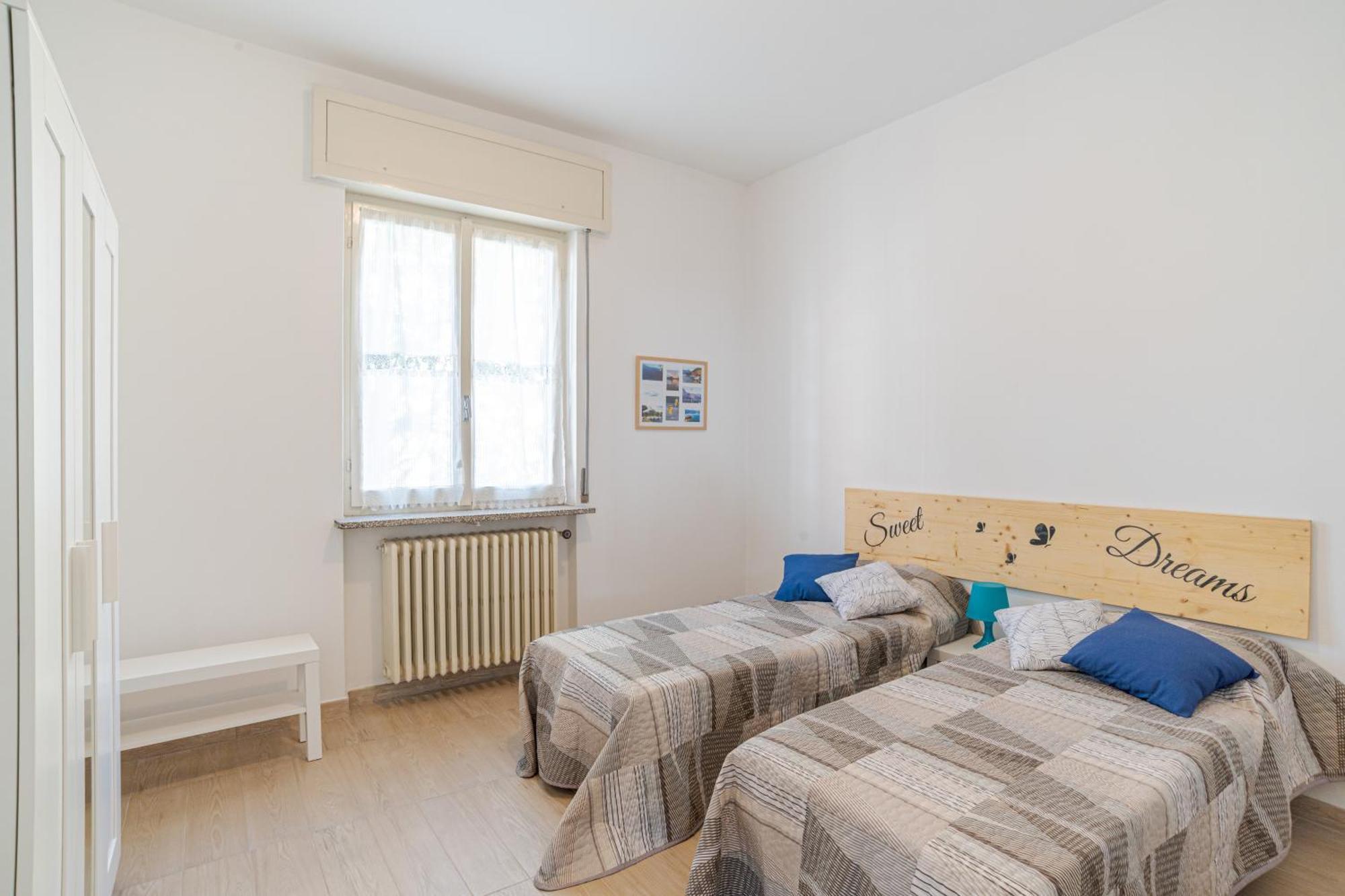 Cosy With 2 Balconies In Apartment