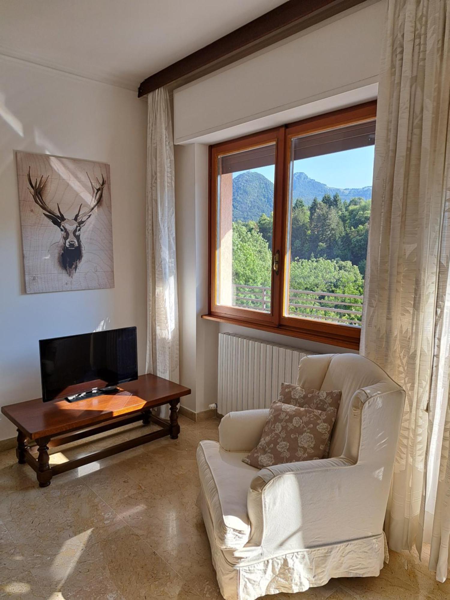 Appartamento Valle Intelvi Panorama *