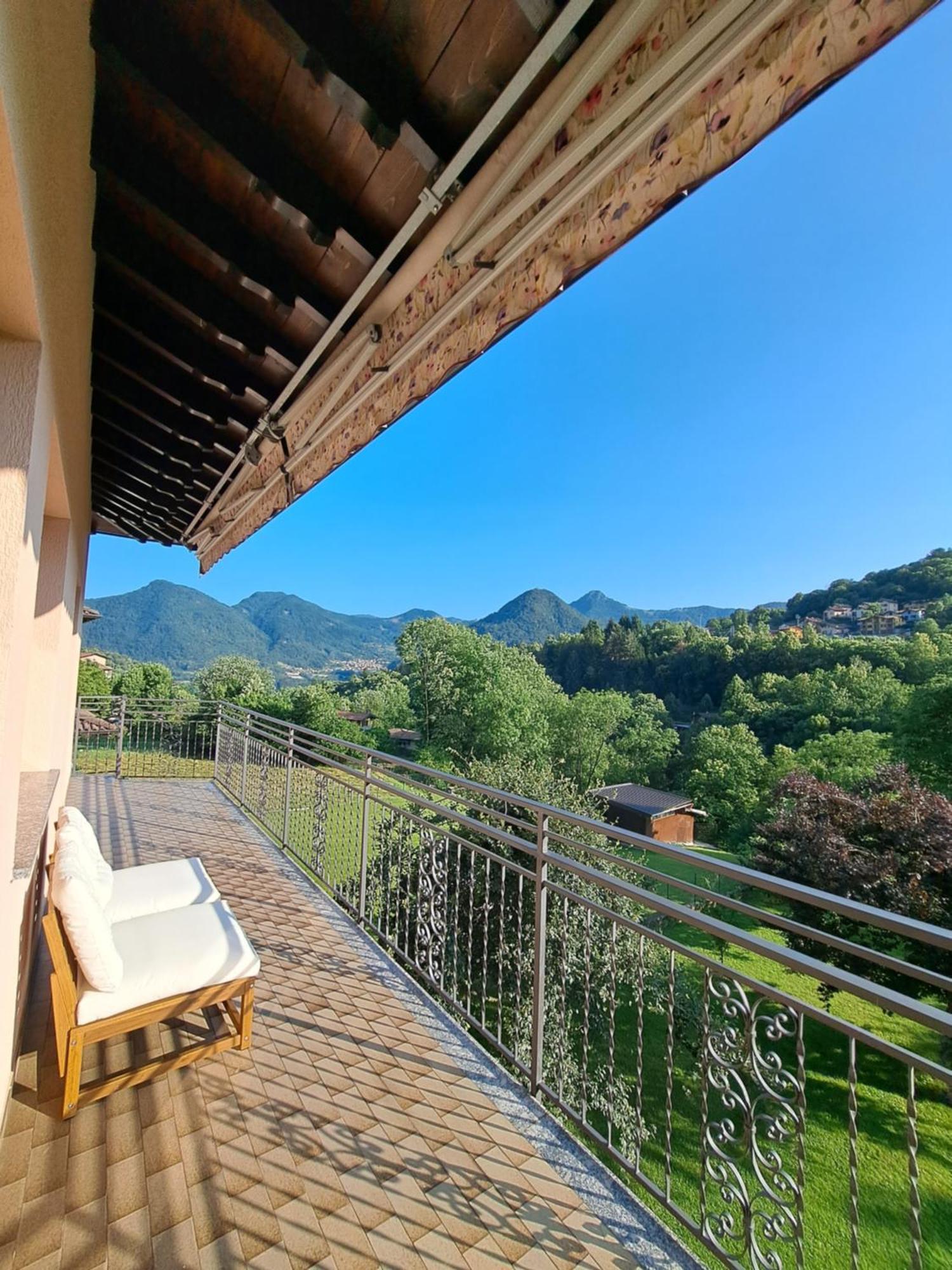 Appartamento Valle Intelvi Panorama Castiglione dʼIntelvi
