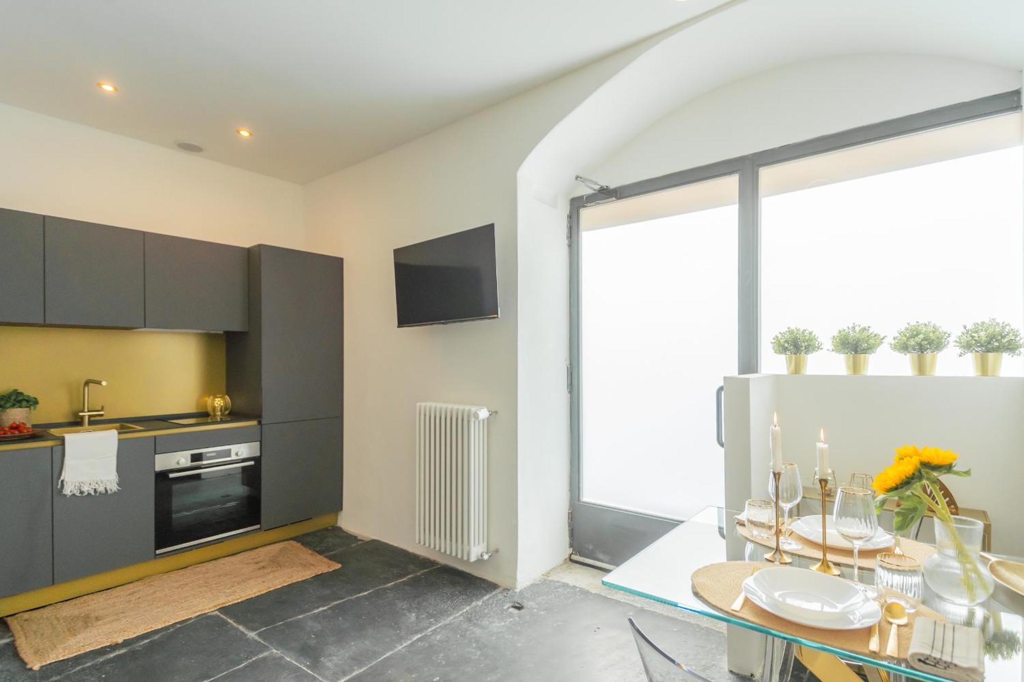 Apartment Dreams By Rent Como
