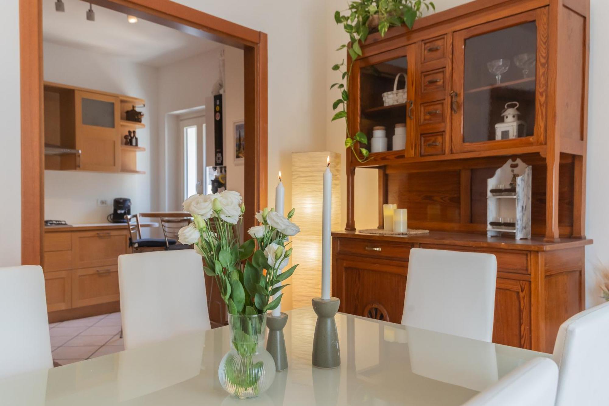 Apartment Linda By Rent *
