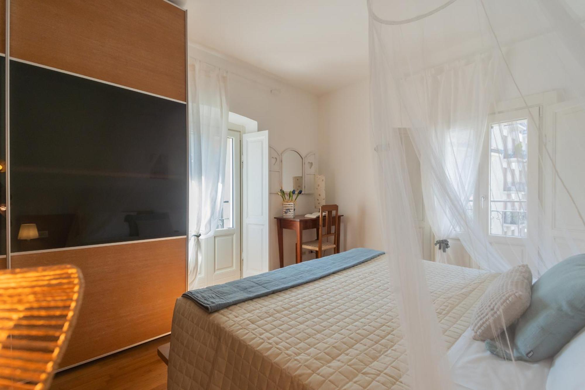 Linda By Rent Apartment Como
