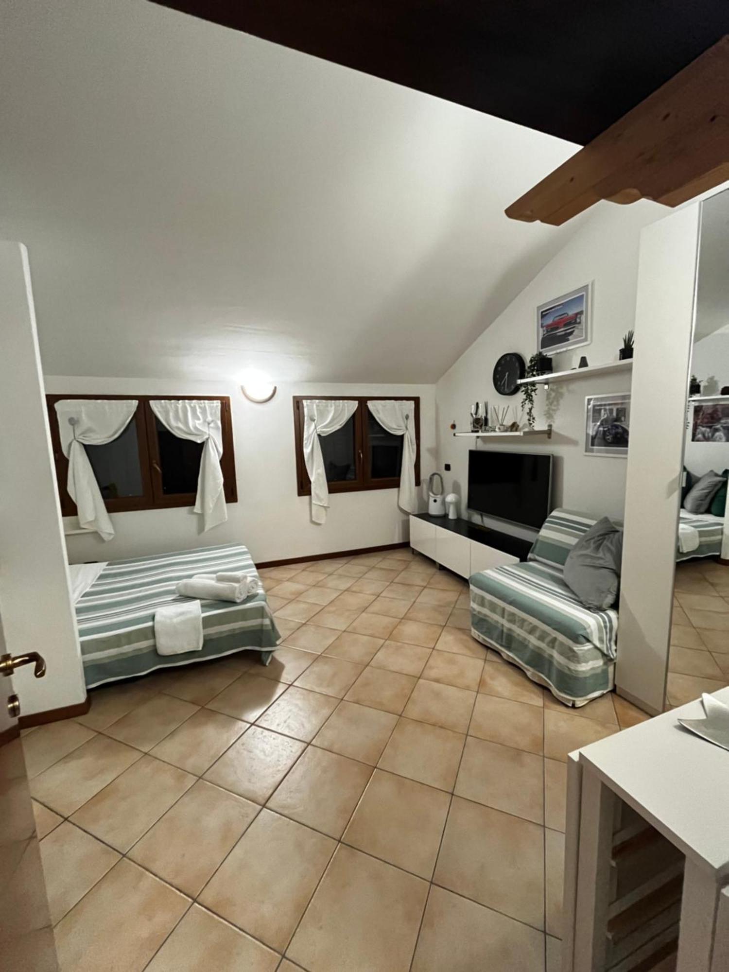 Apartment Monoflex