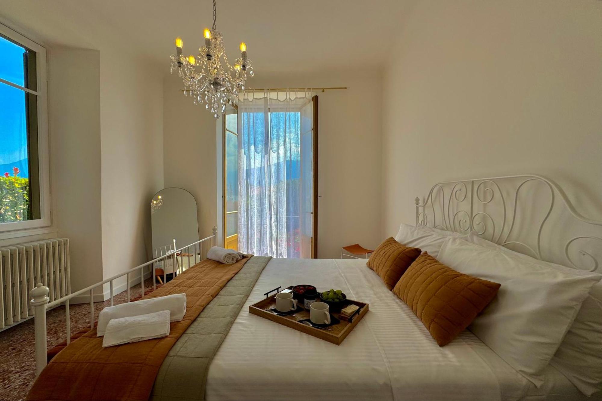 Giardino Floreale Di - Happy Apartment