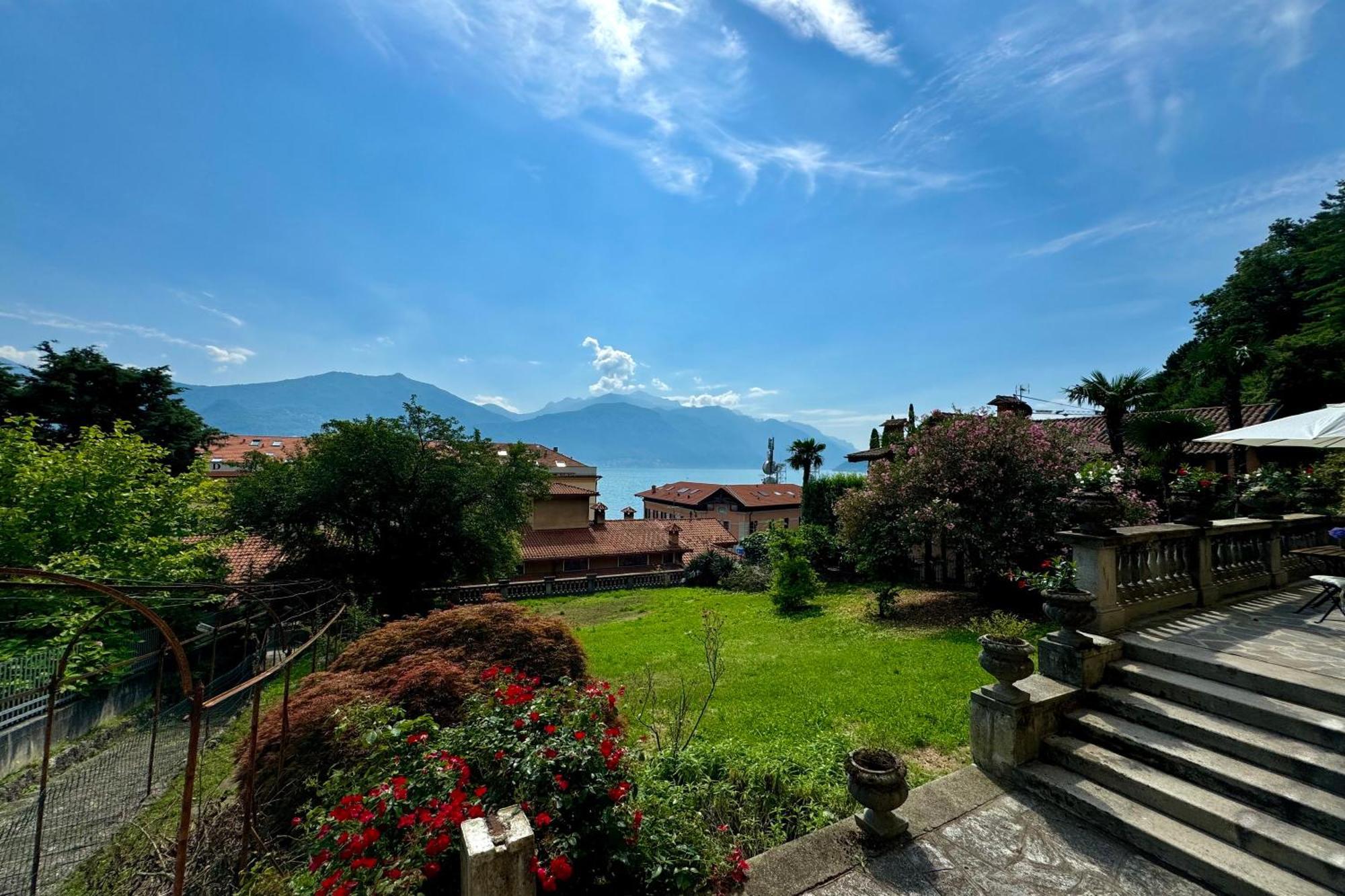 Giardino Floreale Di - Happy Apartment Menaggio