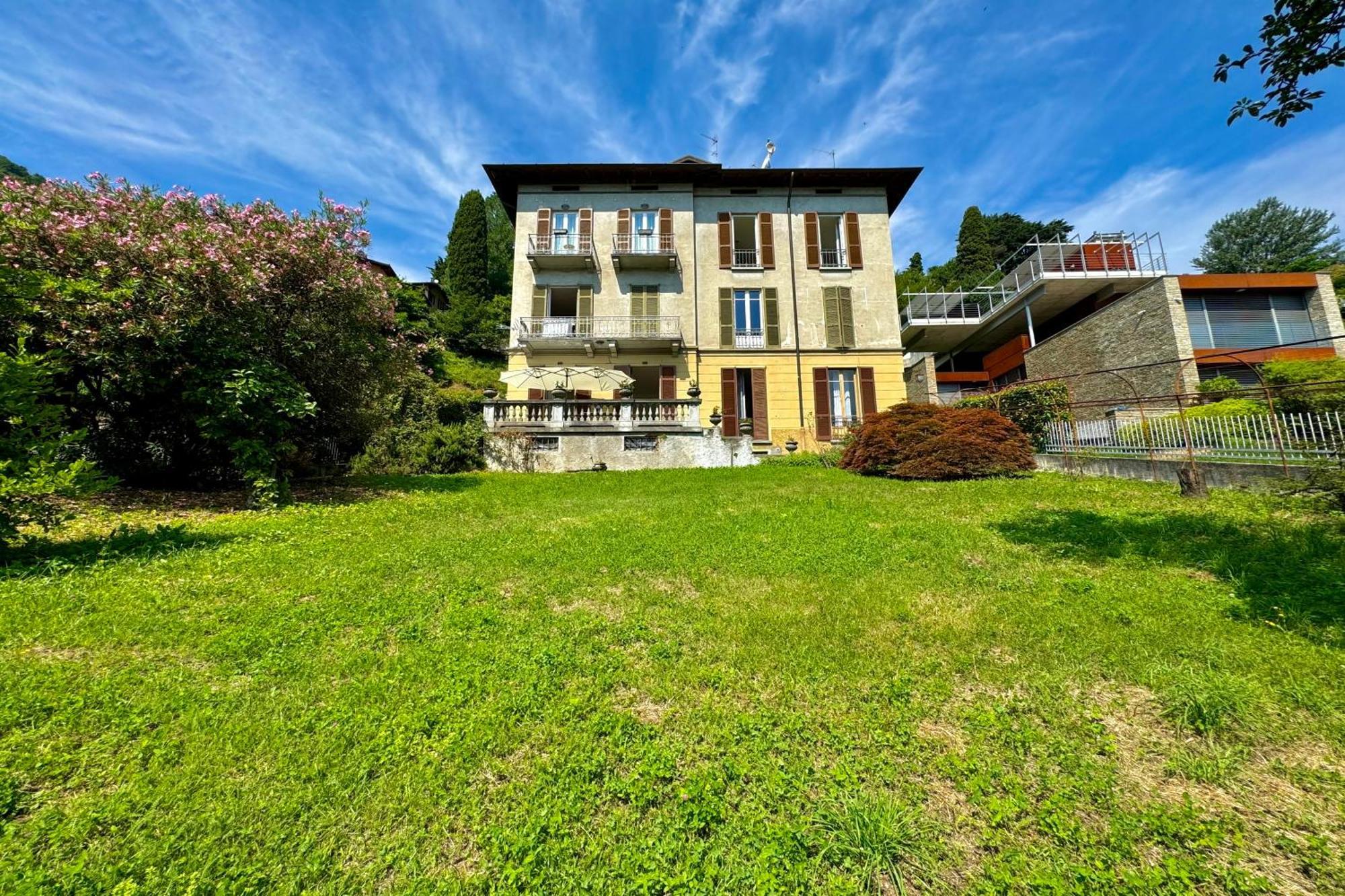 Giardino Floreale Di - Happy Apartment Menaggio