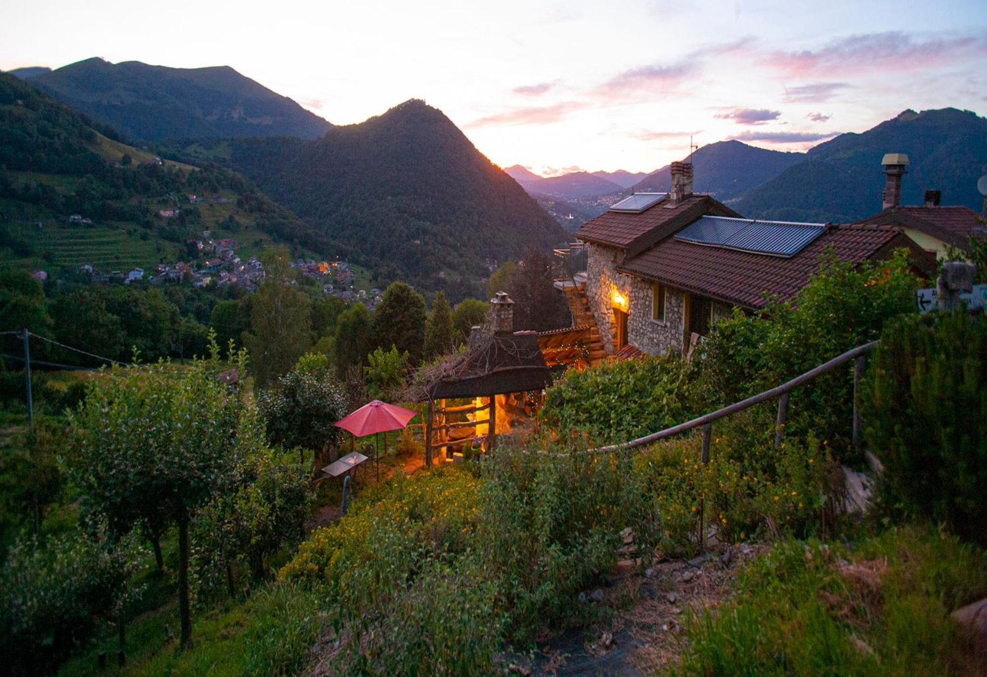 Al Marnich Farm stay Schignano (Como)