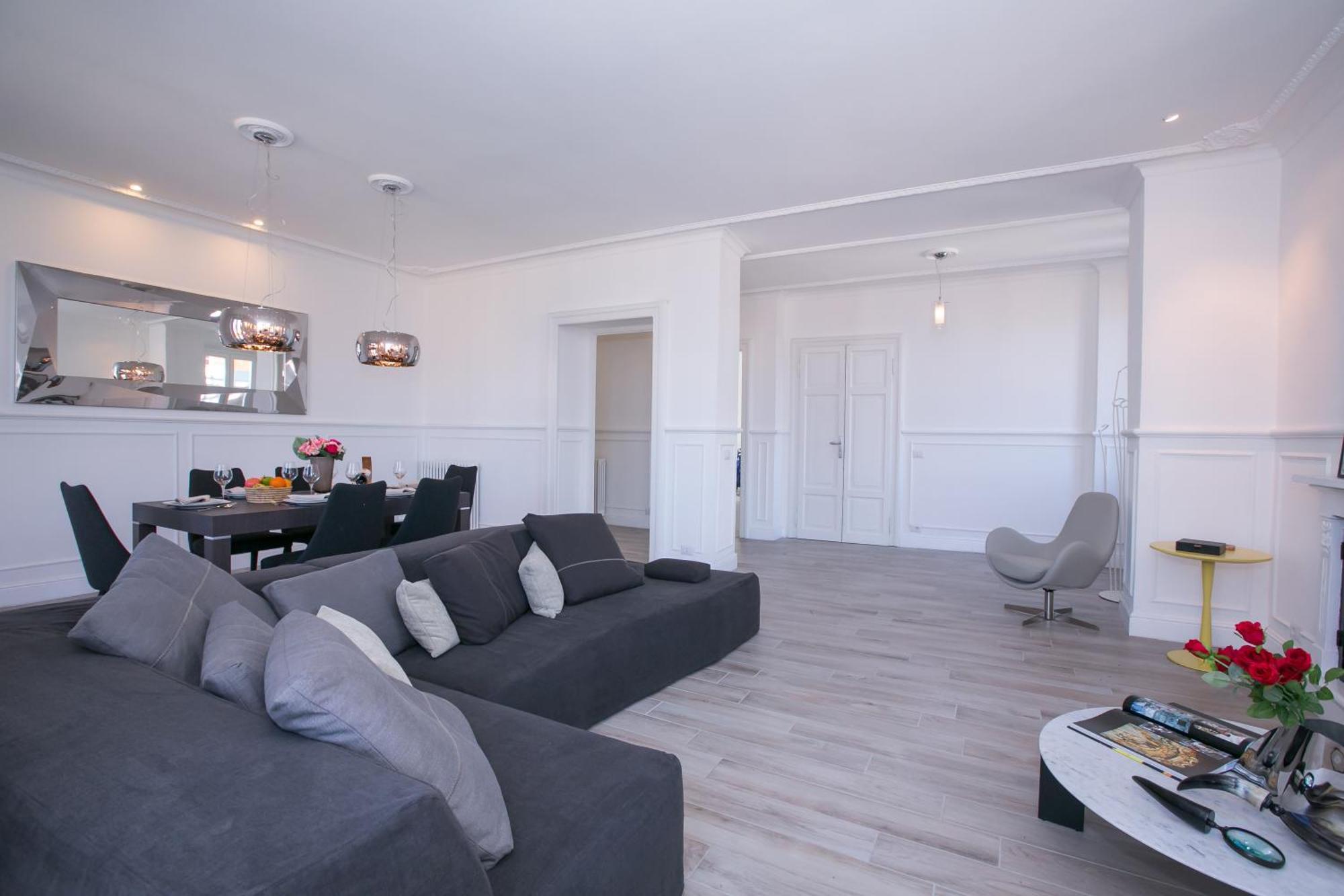 Apartment Royale