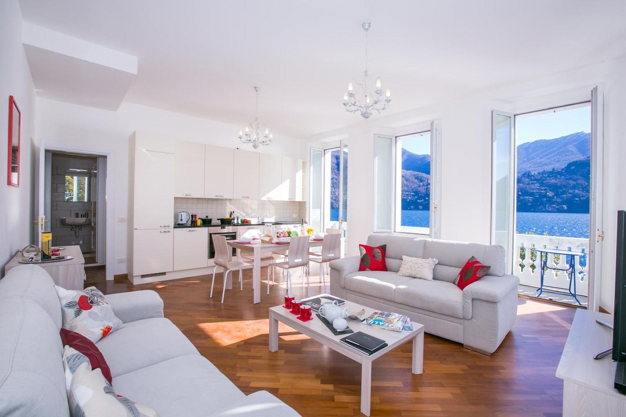 Apartment Larius Balcone Carate Urio