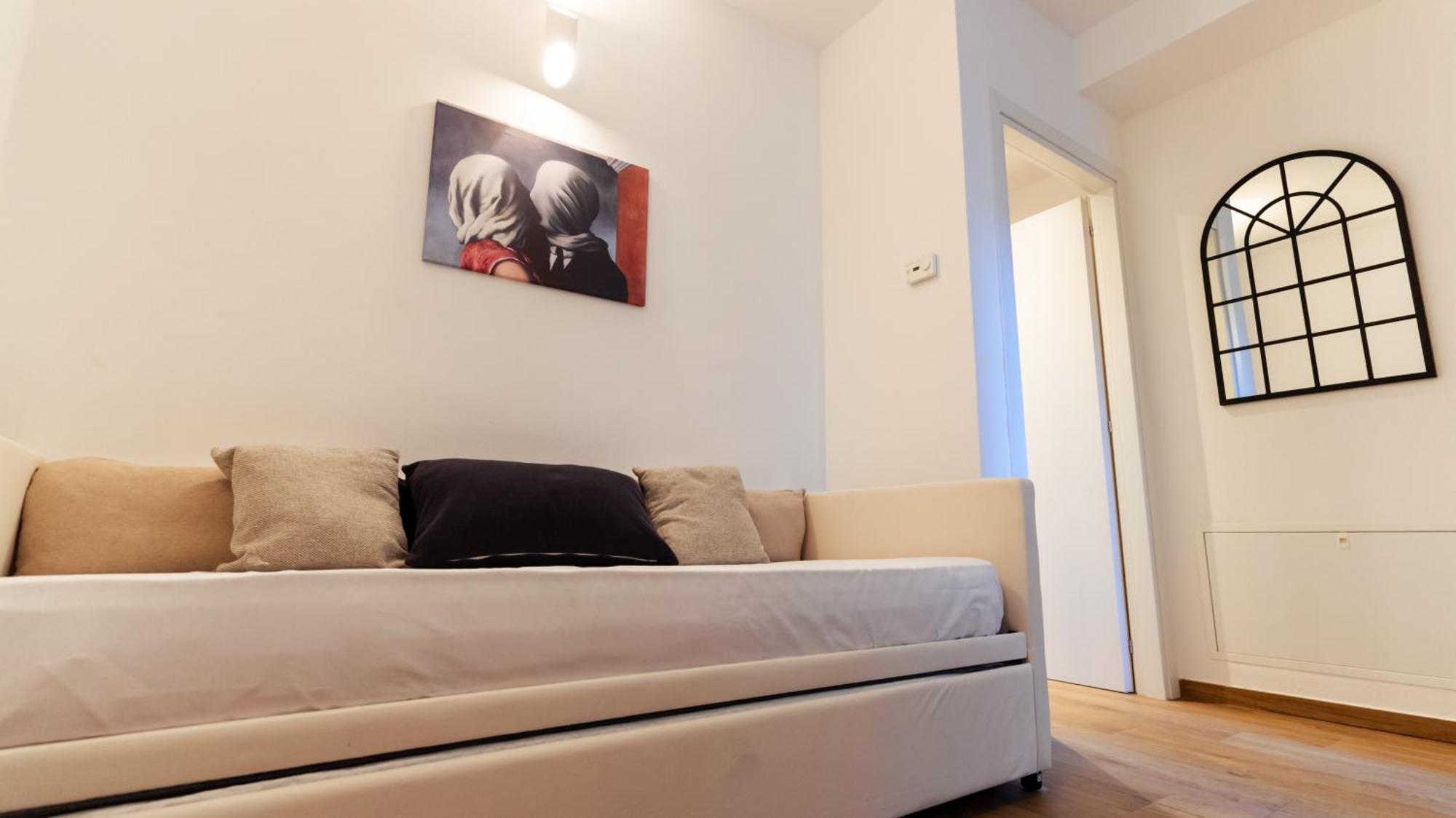 Apartment Exclusive - Magritte Style Lecco