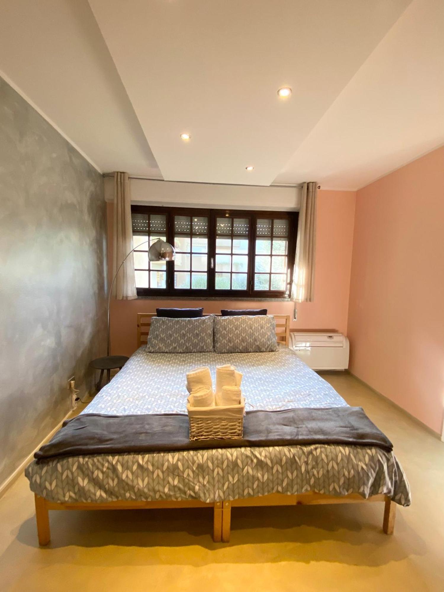 Holiday home Cool Flat - Private Parking & Rooftop Terrace