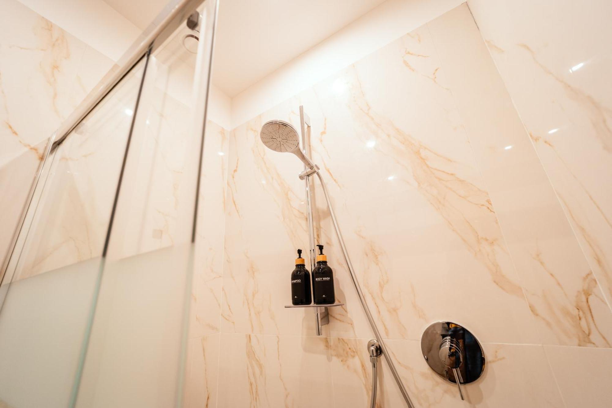 Angelina's Suite&spa Con Parcheggio Privato