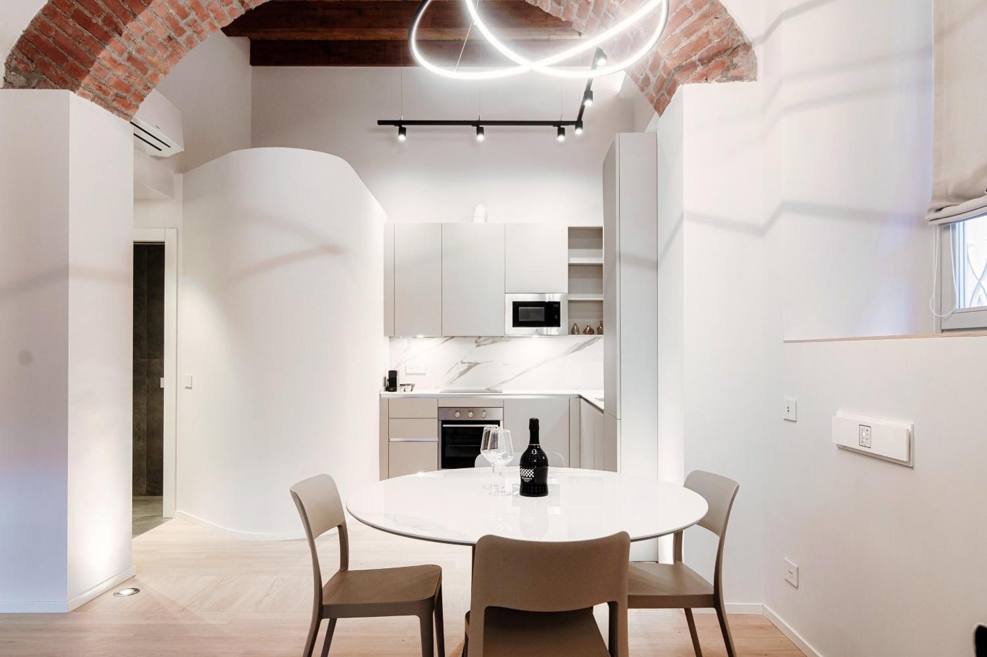 Mmm Palazzo Diaz - The House Of Travelers Como