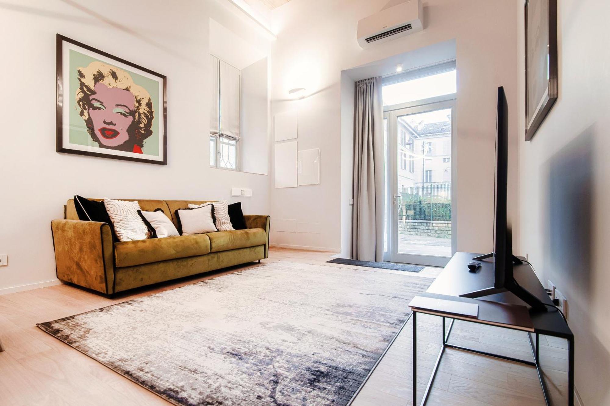 Mmm Palazzo Diaz - The House Of Travelers Como