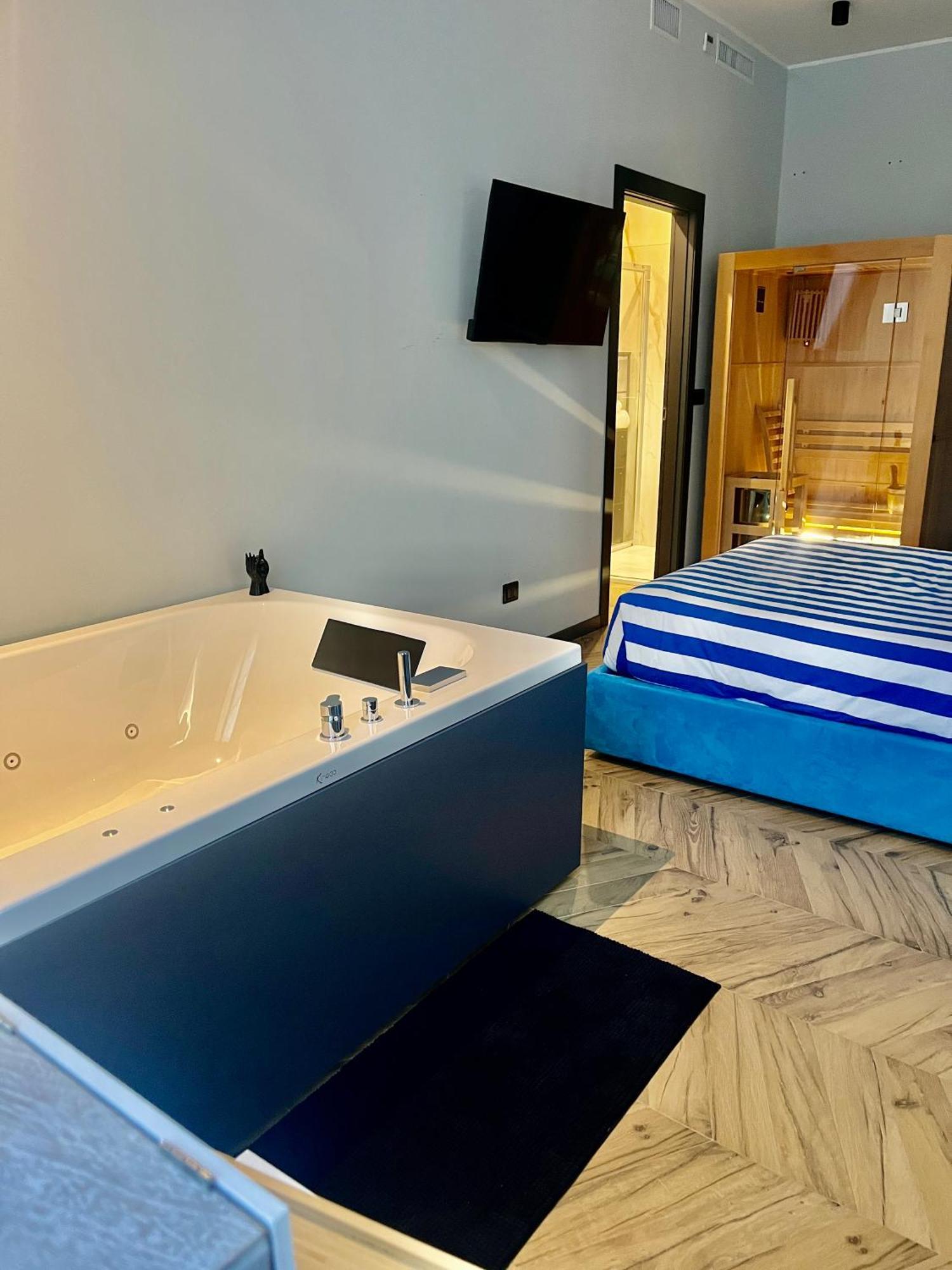 Penelope's Suite&spa Con Parcheggio Privato Apartment *