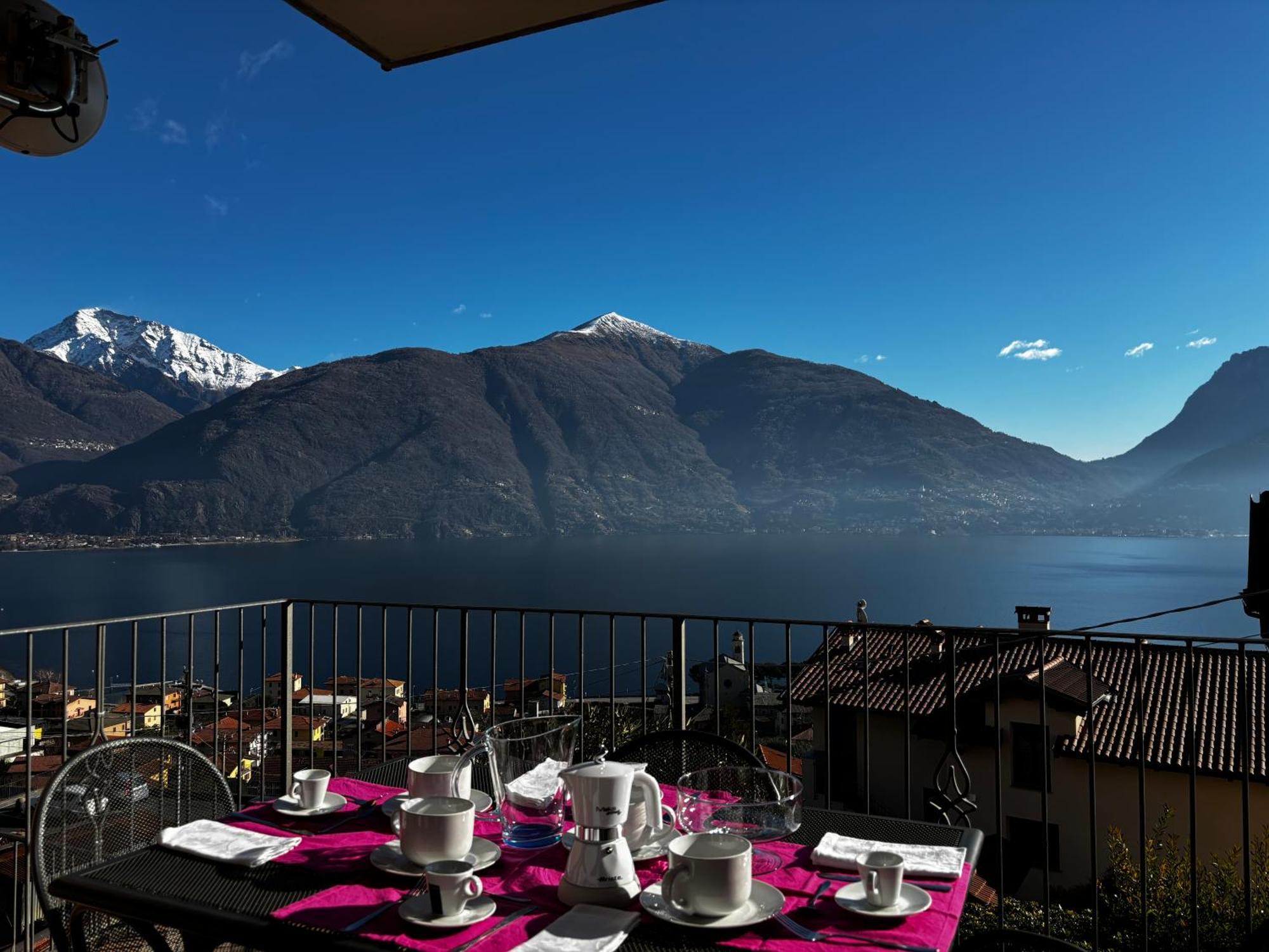 Apartment With Swimming Pool, View, Parking - Larihome A72 San Siro (Lombardy)