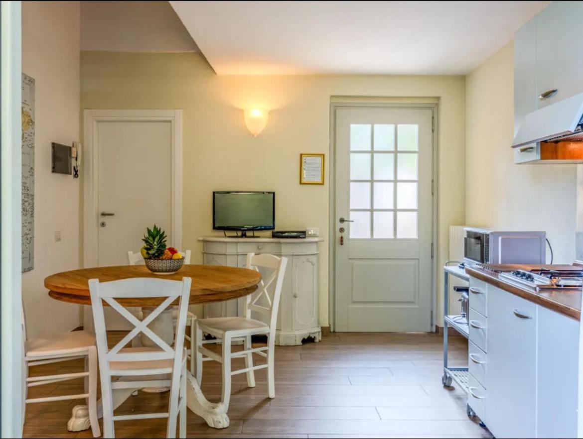 Apartment Luxury La Pianca - Pool And Terrace View