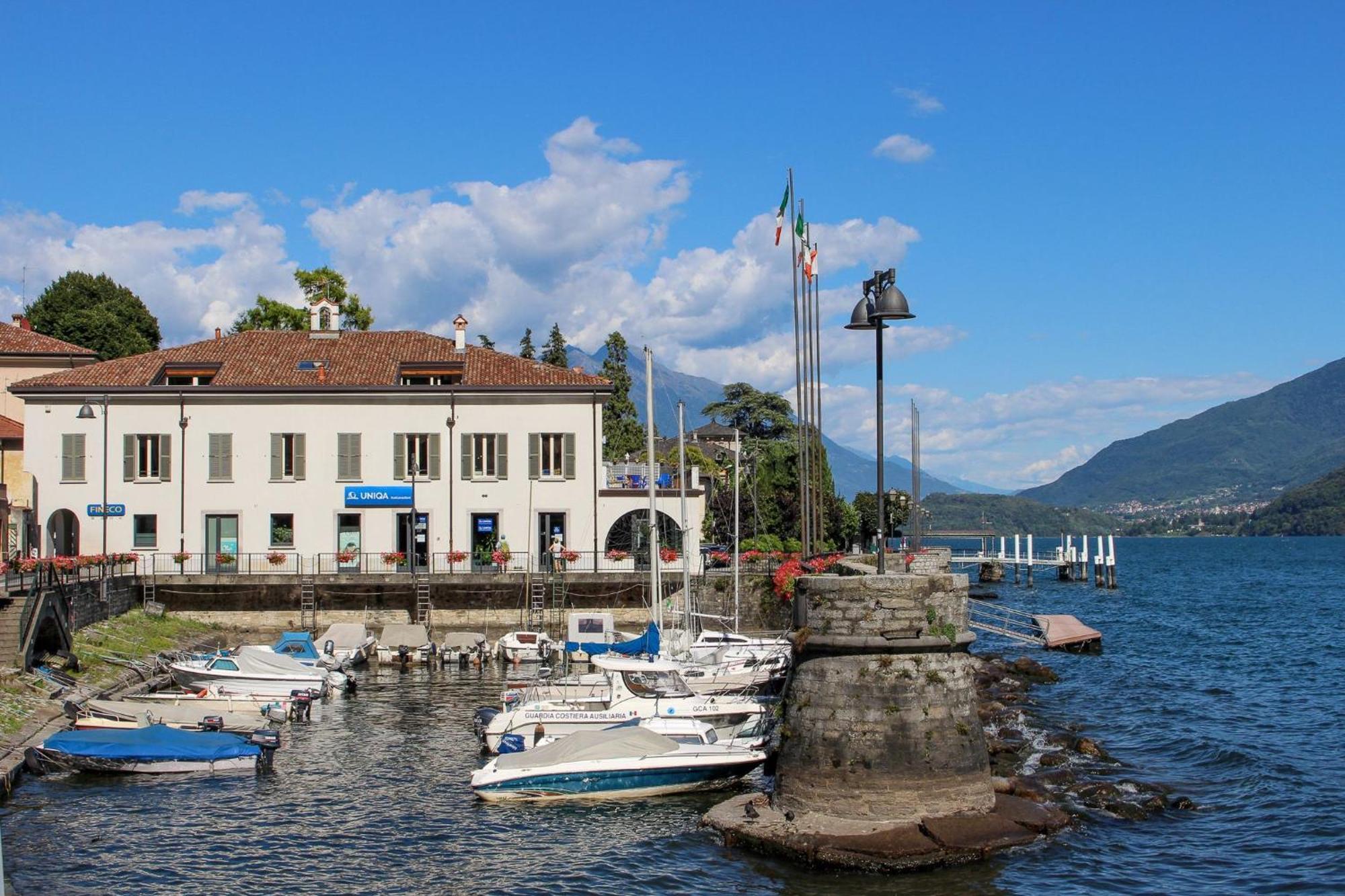 Piazzetta Dongo