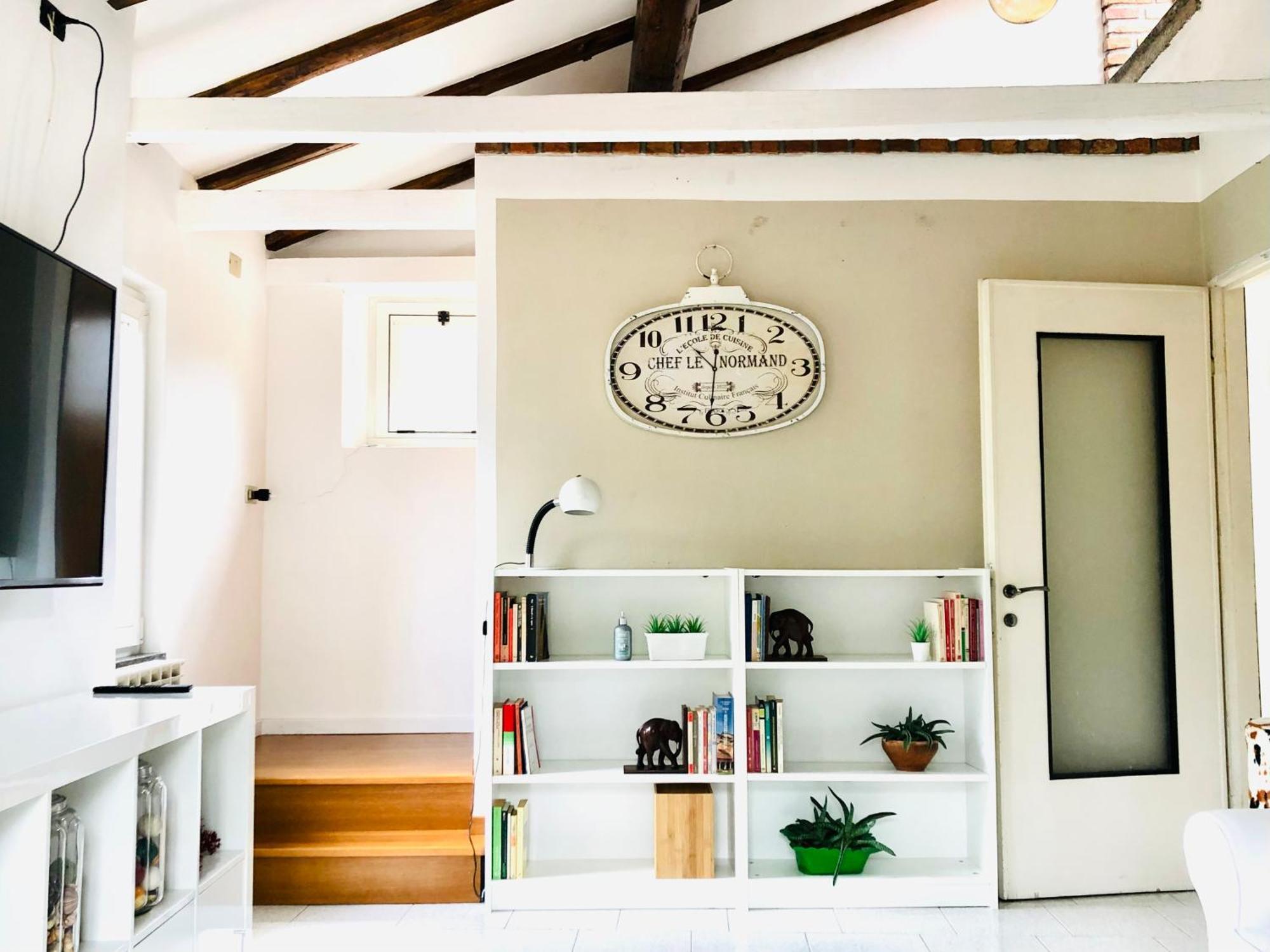 Appartamento Caligaggio 18 - Charming On The Lakefront *