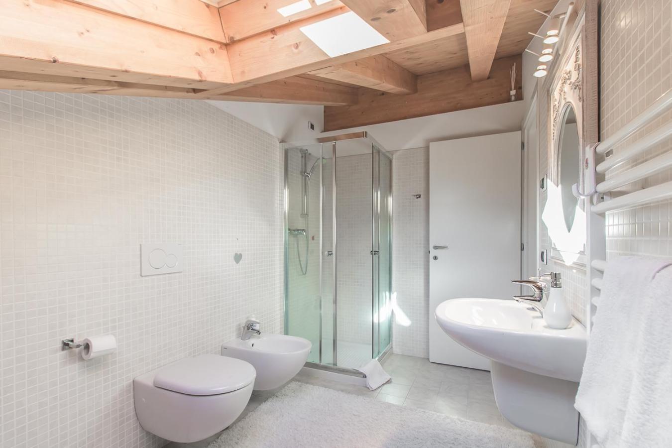 Tulipani 17 - Tremezzina Apartment *
